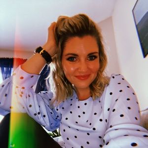 Meet your Posher, Carly